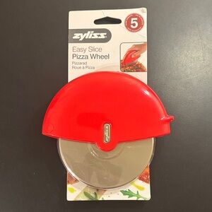 Zyliss Easy Slice Pizza Wheel - Red